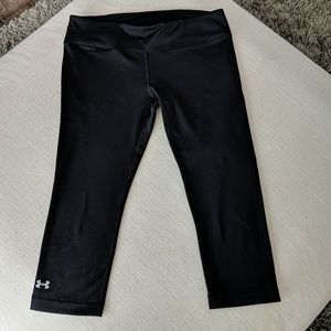 Cropped UA Workout Leggings